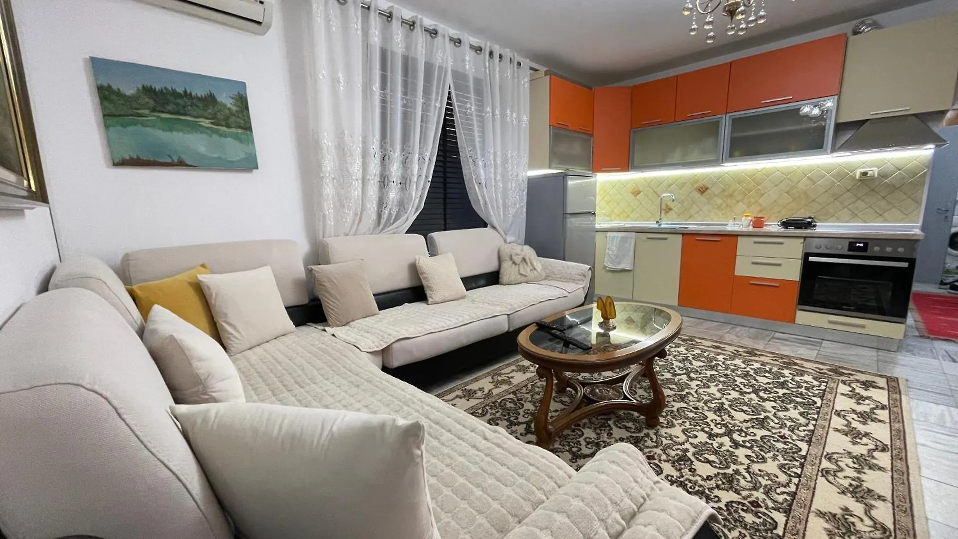 Stivi House Apartment Tirana